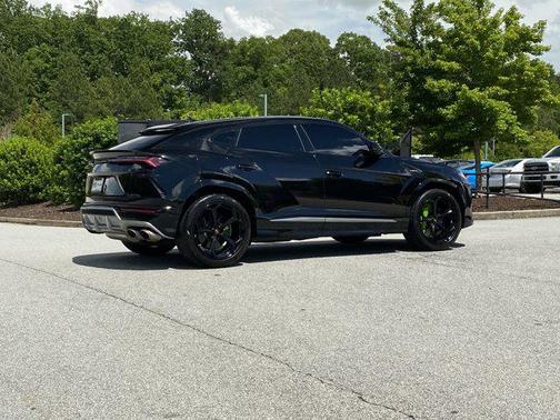 2021 Lamborghini Urus AWD