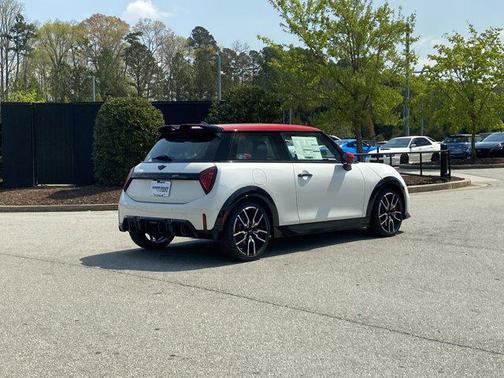 Nanuq White Metallic 2026 MINI Hardtop John Cooper Works