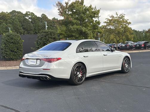 Emerald Green Metallic 2024 Mercedes-Benz AMG S 63 E 4MATIC