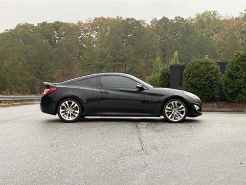 2013 Hyundai Genesis Coupe 3.8 Track