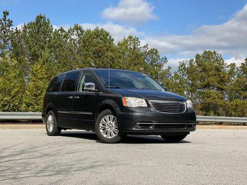 2012 Chrysler Town & Country Touring-L