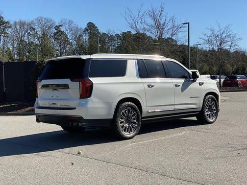 2023 GMC Yukon XL Denali Ultimate
