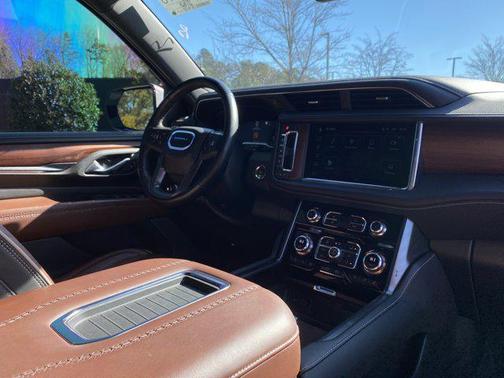 2023 GMC Yukon XL Denali Ultimate