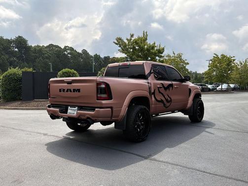 Diamond Black Crystal Pearlcoat 2021 RAM 1500 TRX