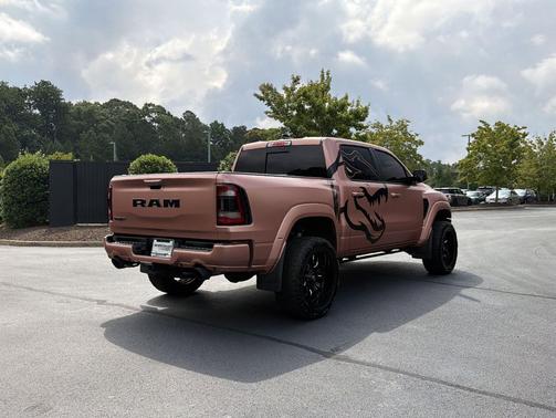 Diamond Black Crystal Pearlcoat 2021 RAM 1500 TRX