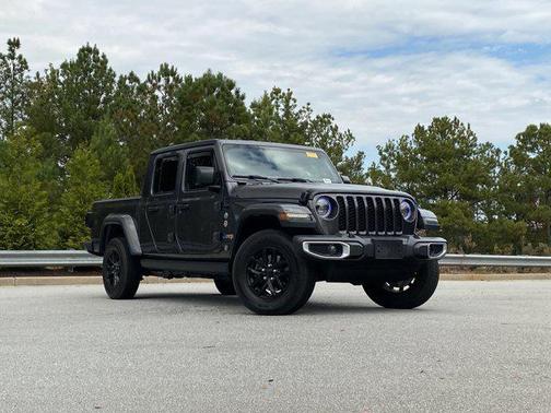2023 Jeep Gladiator Sport S