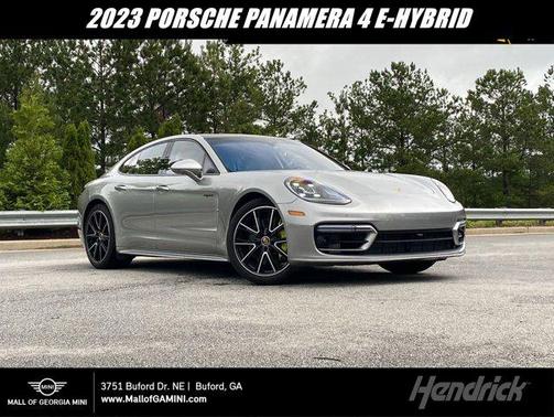 2023 Porsche Panamera E-Hybrid 4
