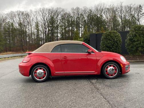 2018 Volkswagen Beetle 2.0T Coast
