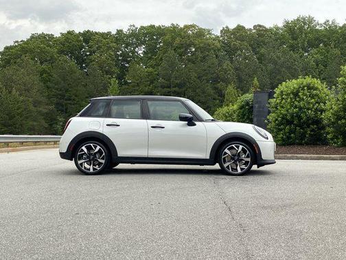 2025 MINI Hardtop Cooper