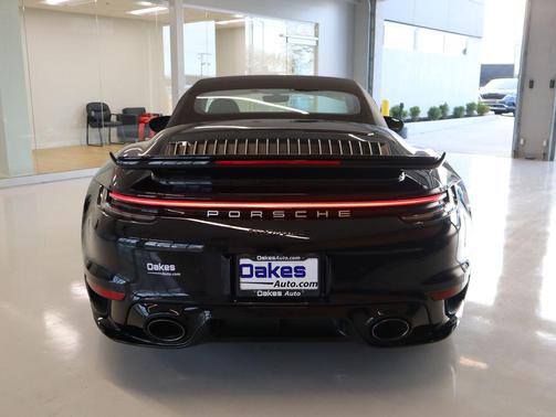 2022 Porsche 911 Turbo S