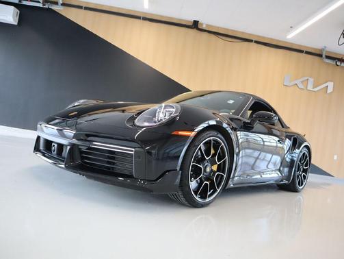 2022 Porsche 911 Turbo S