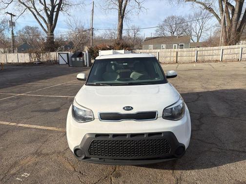 2016 Kia Soul Base