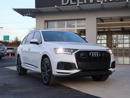 2022 Audi Q7 55 Prestige