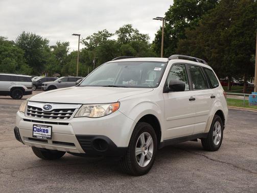 Satin White Pearl 2012 Subaru Forester 2.5X