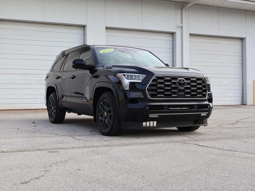 2024 Toyota Sequoia Platinum