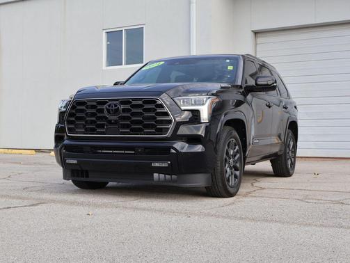 2024 Toyota Sequoia Platinum