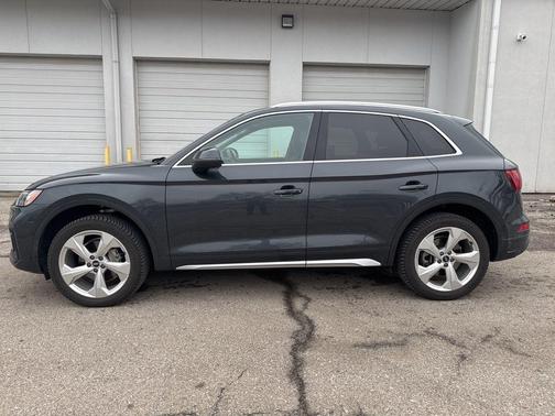 2021 Audi Q5 45 Premium Plus