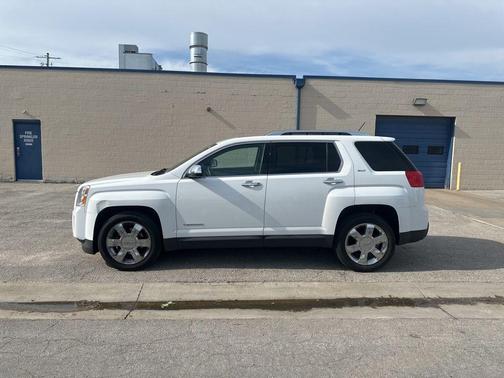 Summit White 2015 GMC Terrain SLT-2
