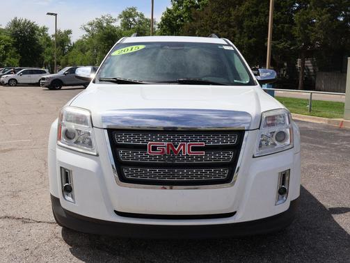 Summit White 2015 GMC Terrain SLT-2