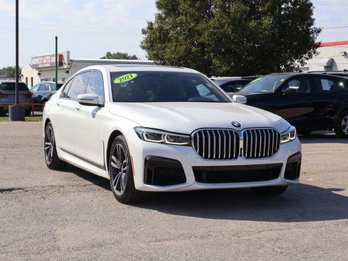 2021 BMW 740 xDrive