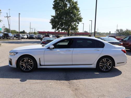 2021 BMW 740 xDrive
