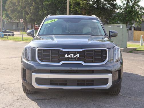 Gravity Gray 2024 Kia Telluride S