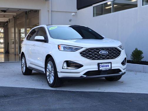 2020 Ford Edge Titanium
