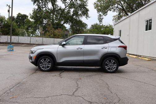 2023 Kia Seltos LX