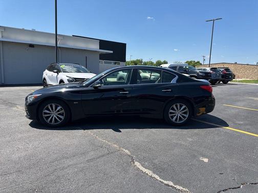 Black Obsidian 2016 INFINITI Q50 3.0T Premium