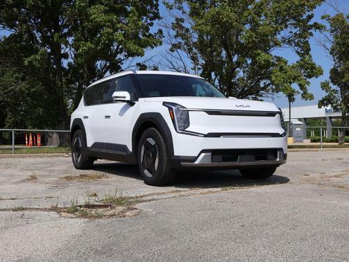 2026 Kia EV9 Wind