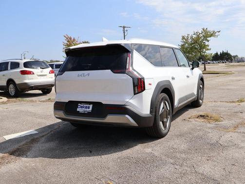 2026 Kia EV9 Wind