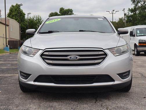 INGOT SILVER METALLIC 2015 Ford Taurus SEL