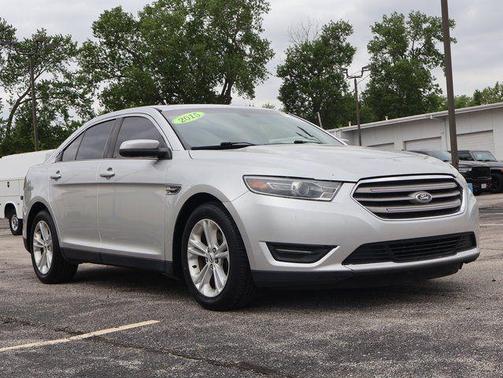 INGOT SILVER METALLIC 2015 Ford Taurus SEL