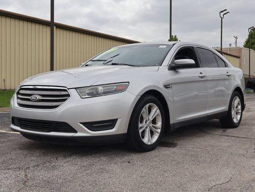 INGOT SILVER METALLIC 2015 Ford Taurus SEL