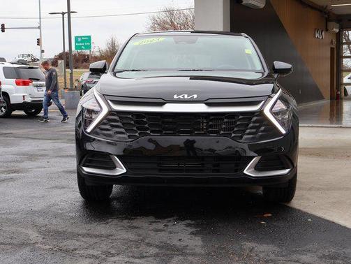 2023 Kia Sportage Hybrid LX