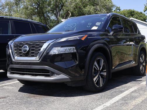 Super Black 2021 Nissan Rogue SL