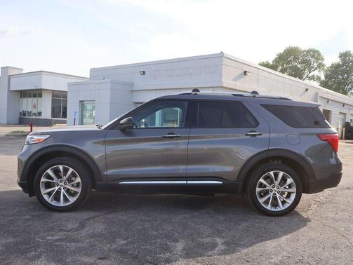 CARBONIZED GRAY METALLIC 2023 Ford Explorer Platinum
