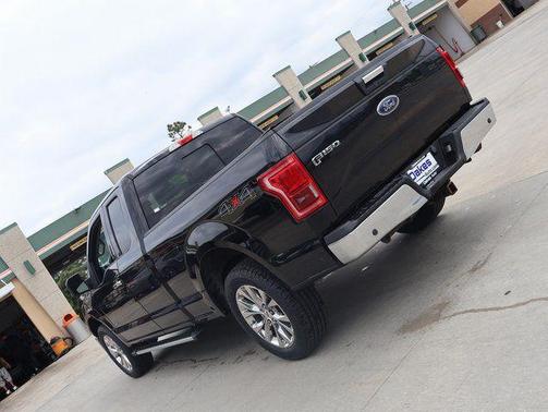 SHADOW BLACK 2016 Ford F-150 XLT