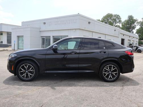 Black Sapphire Metallic 2023 BMW X4 xDrive30i