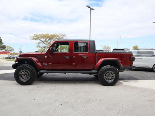 2021 Jeep Gladiator Overland