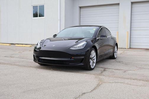 2019 Tesla Model 3 Mid Range