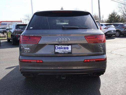 Gray Metallic 2019 Audi Q7 55 Prestige