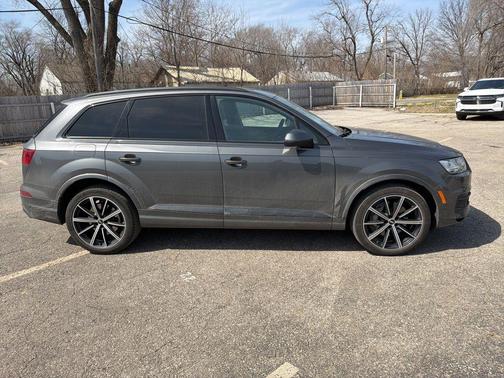 2019 Audi Q7 55 Prestige
