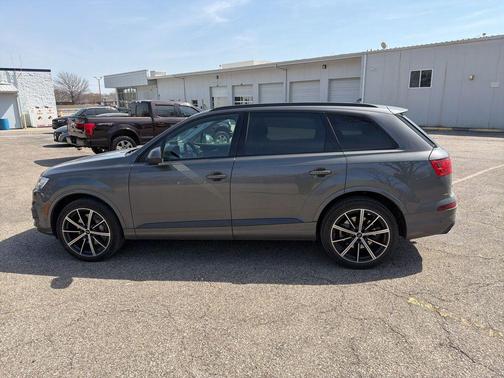 2019 Audi Q7 55 Prestige
