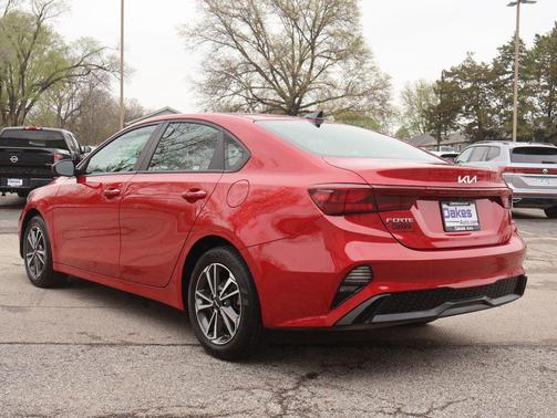 Currant Red 2024 Kia Forte LXS