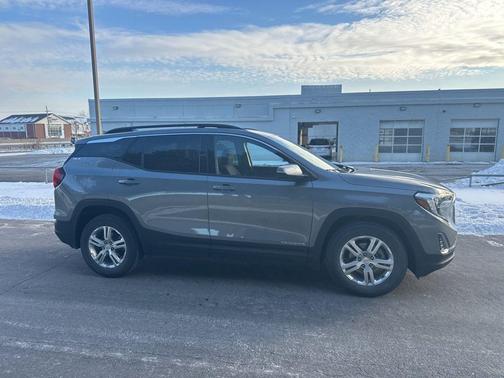 2020 GMC Terrain SLE