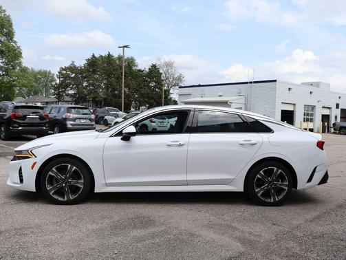 Glacial White Pearl 2023 Kia K5 EX