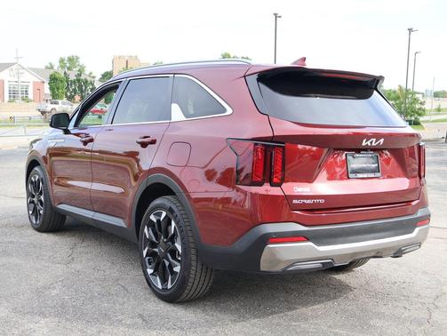 Dawning Red 2025 Kia Sorento EX
