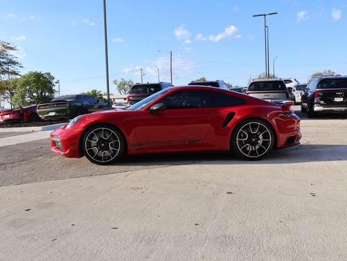 2025 Porsche 911 Turbo S