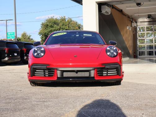 2025 Porsche 911 Turbo S